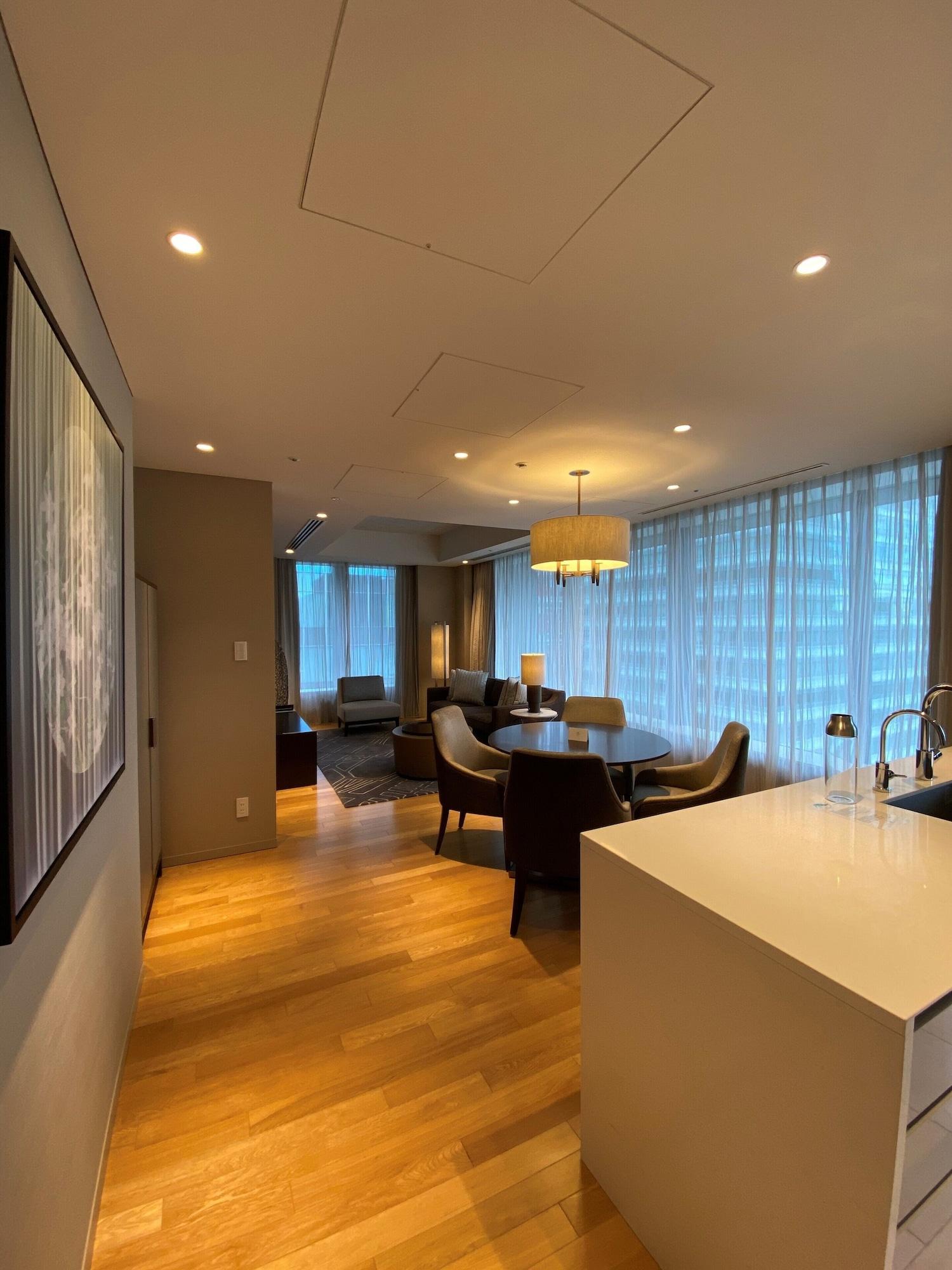 Ascott Marunouchi Tokyo Hotell Exteriör bild
